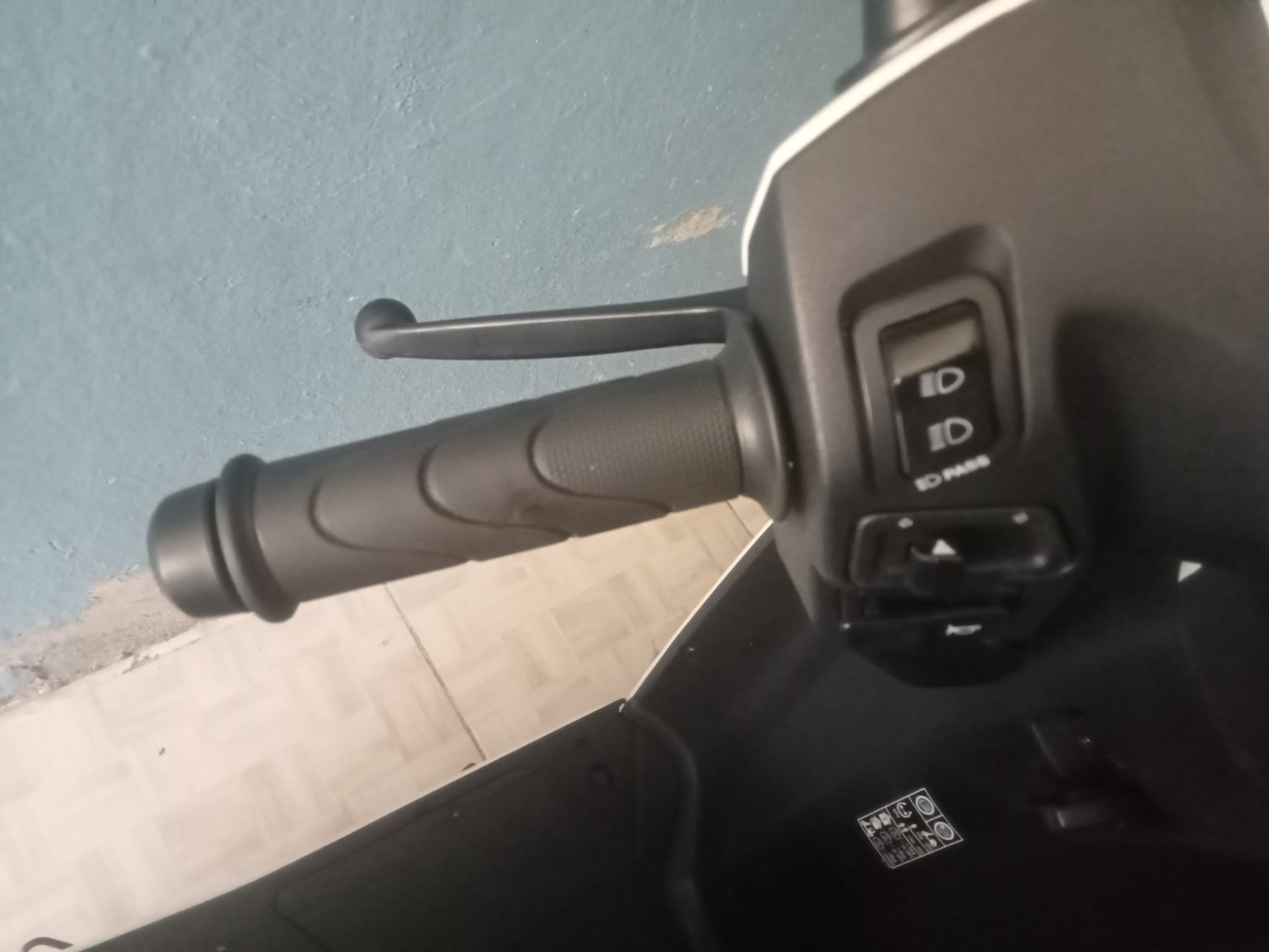 Motor Resmi